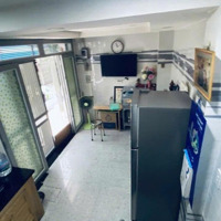 Cho Thuê Nhà Riêng Tại Lê Hồng Phong, 8 Triệu, 14.2M2, 1 Trệt 2 Lầu, Nhà Xây Kiên Cố, Sạch Sẽ