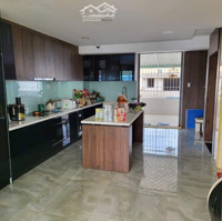 Một Siêu Phẩm Nhà Mặt Phố Ngang 7 Mét, Dài 20 Mét.
Thiết Kế 1 Trệt, 3 Lầu, Có Thang Máy