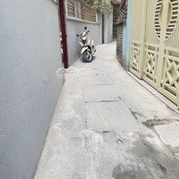 Trần Cung 36M2 X 5 Tầng, Mặt Tiền 5.7M. Ngõ Thoáng, Gần Phố
