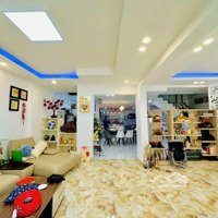 Cơ Hội Sở Hữu Biệt Thự Mini Sang Trọng, Ngay Trung Tâm Quận 7, Giá Chỉ 16.5 Tỷ! 138M2, 3 Tầng