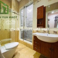 Cho Thuê Nhà Nguyên Căn Khu Hoà Cường Nam 5 Phòng Ngủhiện Đại Có Gara Ô Tô - Toàn Huy Hoàng