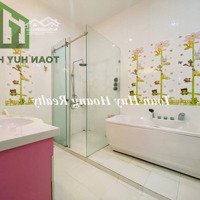 Cho Thuê Nhà Nguyên Căn Khu Hoà Cường Nam 5 Phòng Ngủhiện Đại Có Gara Ô Tô - Toàn Huy Hoàng