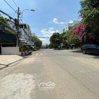 Bán Nhà 83 Đường Số 10Mặt Tiền12M Kdc Phong Phú- Diện Tích: 4,5M X 18M, Hầm, 4 Tầng.. Liên Hệ: 0.0901 38 30 38 Hhmg