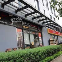 Chính Chủ, Giá Rẻ, Tặng Nội Thất Gần 400 Triệu, Vào Quận 1 Chỉ 15 Phút
