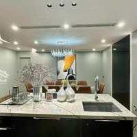 Bán Gấp Căn Hộ Thiết Kế 3 Phòng Ngủ 2 Vệ Sinhtại Sunshine Center, Giá Bán 9,4 Tỷ, Diện Tích 129M2