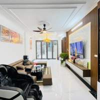 Bán Nhà Riêng Tại Lĩnh Nam, 6,889 Tỷ, 38 M2, 5 Phòng Ngủ View Đẹp