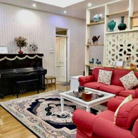Bán Căn Hộ 17T2 Hoàng Đạo Thuý ,152.5M2 ,3 Ngủ ,3Vs ,Ful Nội Thất ,9Ty Liên Hệ: 0914.239998