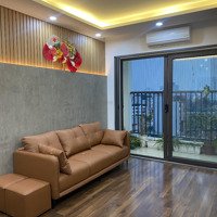 Chính Chủ Bán Căn 2 Ngủ 64M2 View Nội Khu. Giá Bán 2,9 Tỷ. Liên Hệ: 0989717907