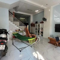 Kẹt Tiền Bán Gấp Nhà Ngay Làng Đại Học Nguyễn Văn Linh Đối Diện Nhôm Nhựa Kim Hằng 830 Triệu