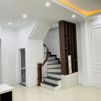 Bán Nhà Giá Rẻ Võ Chí Công, Tây Hồ, Nhà Đẹp Mới Xây, Siêu Sáng Thoáng, 6,8 Tỷ, 31M2, 5 Tầng,