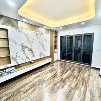 Bán Nhà Trung Tâm Cầu Giấy- Ô Tô- Kinh Doanh 46M 5 Tầng Liên Hệ: 0984039948 Em Phúc