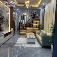 Bán Gấp Nr 6 Phòng Ngủ 46M2 Tại Thịnh Quang, Đống Đa, Hà Nội, Giá Bán 9,9 Tỷ