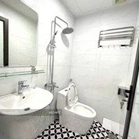 Bán Nhà Riêng Đẹp Tại Cầu Giấy, 8,8 Tỷ, 38M2, 5 Phòng Ngủ 5Wc