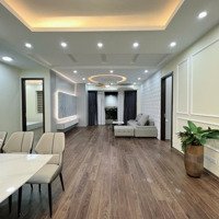 Bán Gấp Căn Hộ 3 Phòng Ngủ 2 Vệ Sinhtại The Diamond Residence, Giá Cực Tốt Chỉ 9,3 Tỷ, 127M2