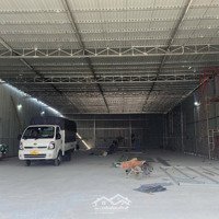 Thuê Kho Xưởng Nhà Bèdiện Tích300M2 Giá Rẻ Chỉ 20 Triệu/Th, Xe Cont Tận Cửa