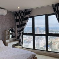 Cho Thuê Căn Hộ Gold Coast 2 Phòng Ngủ / Nội Thất Mới