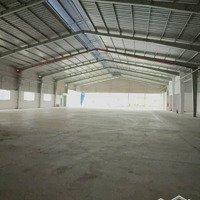 Kho 1000M2 + Sân 1700M2 Cont 24/7, Pccc Tự Động Gần Ngã Tư Bình Phước