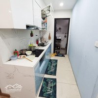 Chính Chủ Bán Căn Hộ 74M2 Tầng Trung, Ban Công Mát View Đẹp, Sổ Đỏ, Đủ Nội Thất, Giá Bán 4,8 Tỷ Có Tl