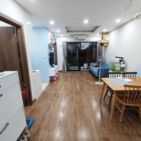 Chính Chủ Bán Căn Hộ 74M2 Tầng Trung, Ban Công Mát View Đẹp, Sổ Đỏ, Đủ Nội Thất, Giá Bán 4,8 Tỷ Có Tl