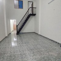 Nhà Cho Thuê 82M2, Phòng Khách Nhà Bếp 3 Phòng Ngủ 2Wc