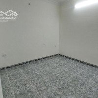 Nhà Cho Thuê 82M2, Phòng Khách Nhà Bếp 3 Phòng Ngủ 2Wc