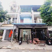 Cần Bán Nhà Toa Xe Lửa 1 Dĩ An Gần Vincom 550