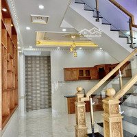 Chính Chủ Bán Nhanh P.tân Đông Hiệp , Dĩ An Giá Bán 1Tỷ850 /90M2. Liên Hệ: 0901575480 Hà My