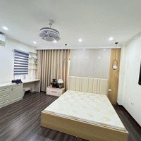 Bán Gấp Căn Hộ 2 Phòng Ngủở Việt Hưng, 2,95 Tỷ, 64M2