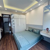 Nhà Thuỵ Khuê - 30M2 - 5,X Tỷ -Mặt Tiền3,4M
Nhaf Đẹp Ở Luôn Ở Đón Tết Luôn Được