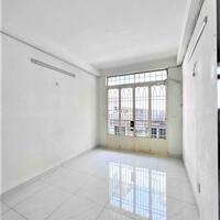 6 TR/TH - NGUYÊN CĂN QUẬN 10 - GẦN CẦU VƯỢT 3/2 & ĐH KINH TẾ - 1 TRỆT 1 LẦU 2PN - NỘI THẤT