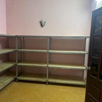 Cho thuê nhà 900 Kim Giang  ô tô vào nhà, chỉ  10 triệu, 3 tầng, 50m2, 3 ngủ