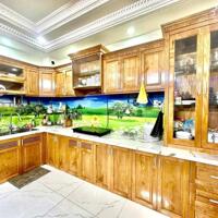Siêu Phẩm Nhà Phố 5 Tầng , Nguyễn Ảnh Thủ, 80m2, đường 6m thông tứ tung xe hơi ngủ trong nhà