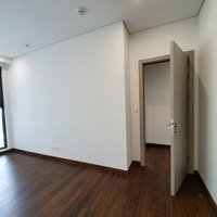 Chính Chủ Bán Căn 3 Phòng Ngủ80M2 View Hồ Masteri Mới Bàn Giao Giá Bán 6.5 Tỷ View Đẹp Nhà Mới