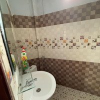 Nhà Ở Gia Đình, P An Cư. 7 Triệu/Thang
