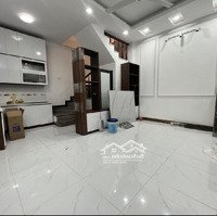 Bán Nhà Riêng Đẹp Tại Cầu Giấy, 6,8 Tỷ, 31M2, 3 Phòng Ngủ 5 Tầng, Nhiều Tiện Ích