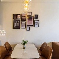 Trống Sẵn Căn 2 Phòng Ngủ16. 5 Triệu Tháp Trung Tâm Tầng Cao View Sông Thoáng Mát Nhà Đẹp-Giá Tốt Liên Hệ:0906939615