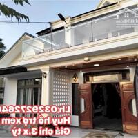 BÁN NHÀ 2 TẦNG QUẢNG VINH. QUẢNG ĐIỀN TP HUẾ Diện tích 430m2 Mặt Tiền 12m