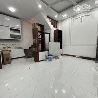 Bán Nhà Riêng Tại Cầu Giấy, Hà Nội 6,8 Tỷ, 32M2, Giá Siêu Hời!