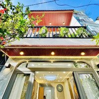 Nhà Mới Đẹp - Nội Thất Cao Cấp - Vào Ở Đón Tết Liền - Gần Hàng Xanh - Nhỉnh 4 Tỷ