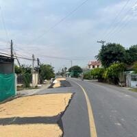 Nhà lầu mặt tiền đường nhựa 30m ngay chợ. Sắp hoàn thiện trước Xuân 2025 cho a chị định cư. Thuộc Long Thành Nam, Hòa Thành. Tây Ninh,  Nhà 3p ngủ, 2wc. sân ôtô rộng rãi full công năng. Mẫu nhà lầu đúc sang trọng ️DT : 5 ...