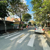 Nhà Hiếm Ngay Đỗ Xuân Hợp - Chợ Phước Bình - 53 M2 - 2 Tầng - 3 Pn - Chỉ 4 Tỷ 7 ( Còncó Thương Lượng)