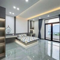 Siêu phẩm nhà đẹp mặt tiền gần biển Sơn Trà, TP. Đà Nẵng
