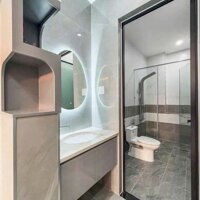 Siêu phẩm nhà đẹp mặt tiền gần biển Sơn Trà, TP. Đà Nẵng