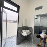 GIẢM 100TR...NHÀ NGỘP SHR GẦN TRẠM THU PHÍ BỬU LONG