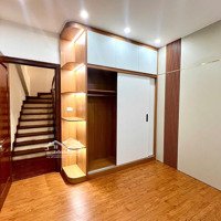 6 Tỷ Nhà Mới Tại Phúc Lợi Giang Biên Ô Tô Thang Máy