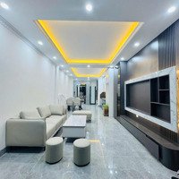 6 Tỷ Nhà Mới Tại Phúc Lợi Giang Biên Ô Tô Thang Máy