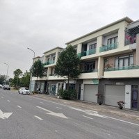 + Cần Bán Gấp Căn Shophouse 120M2 .Tại Centa City Vsip . Ngay Sát Chợ Vải Ninh Hiệp