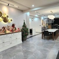 Bán Căn Hộ Garden Court , 140M, Giá Bán 11,2 Tỷ, 3 Phòng Ngủ 2 Vệ Sinh Liên Hệ:. 0919243799