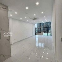 44 Tỷ,Diện Tíchsổ 40M2,Mặt Tiền3.9M, 5 Tầng Thang Máy, Nhà Mặt Phố Hàm Long, Hoàn Kiếm