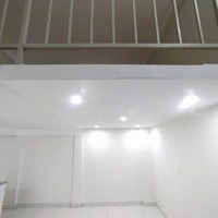 Nhà Thang Máy Becamex Định Hòa 425 Triệu. Ép Giá Được Chốt 410 Triệu. Làm Gác 38 M Rồi. Thuê 4 Triệu/Th